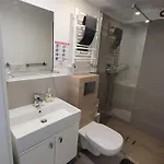 Privatunterkunft Corner *
