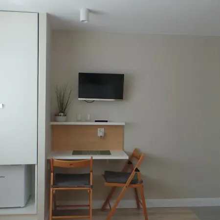Corner * 梅尔诺