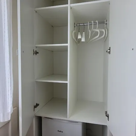 Corner 梅尔诺